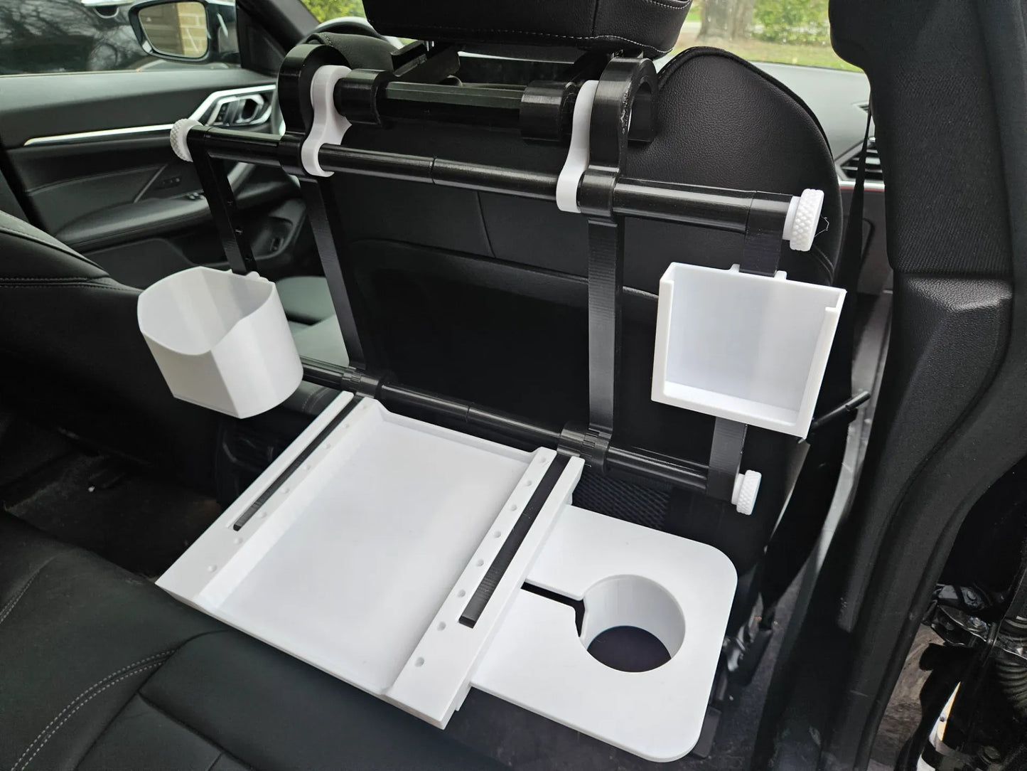 Autobandeja modular y personalizable para automóvil