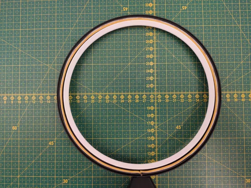 Lámpara de Anillo LED con Paneles Intercambiables