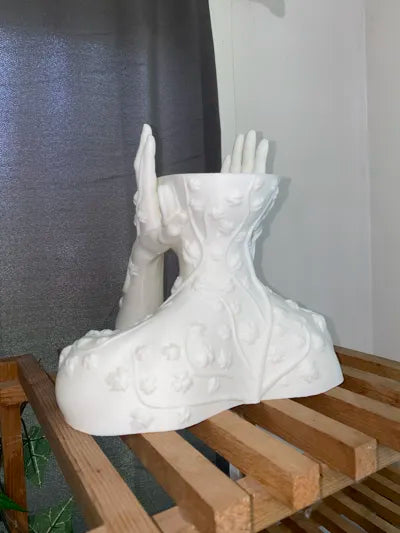 Macetero Mujer Hiedra