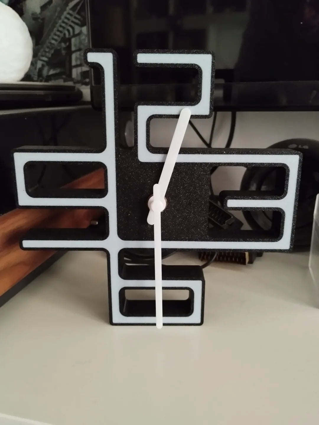 Reloj de Mesa Moderno