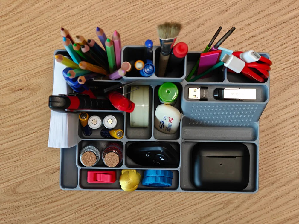 Organizador de escritorio con porta celular