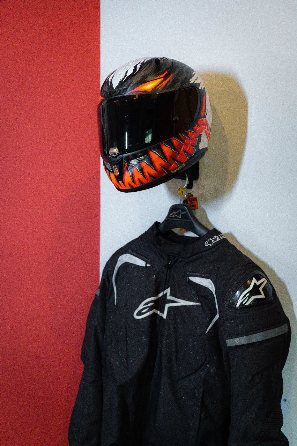 Colgador para Cascos De Moto 2000-S