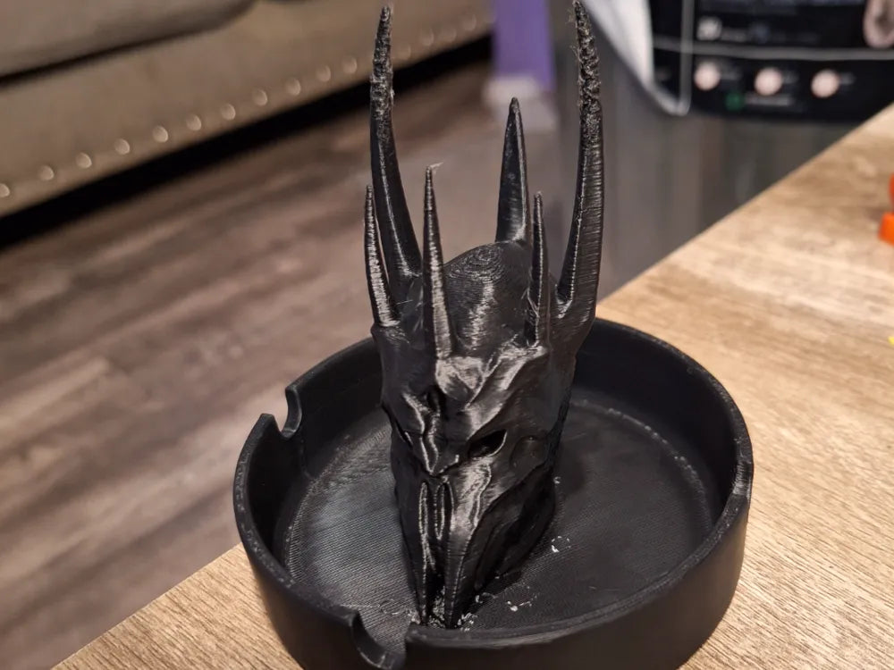 Cenicero cabeza de Sauron