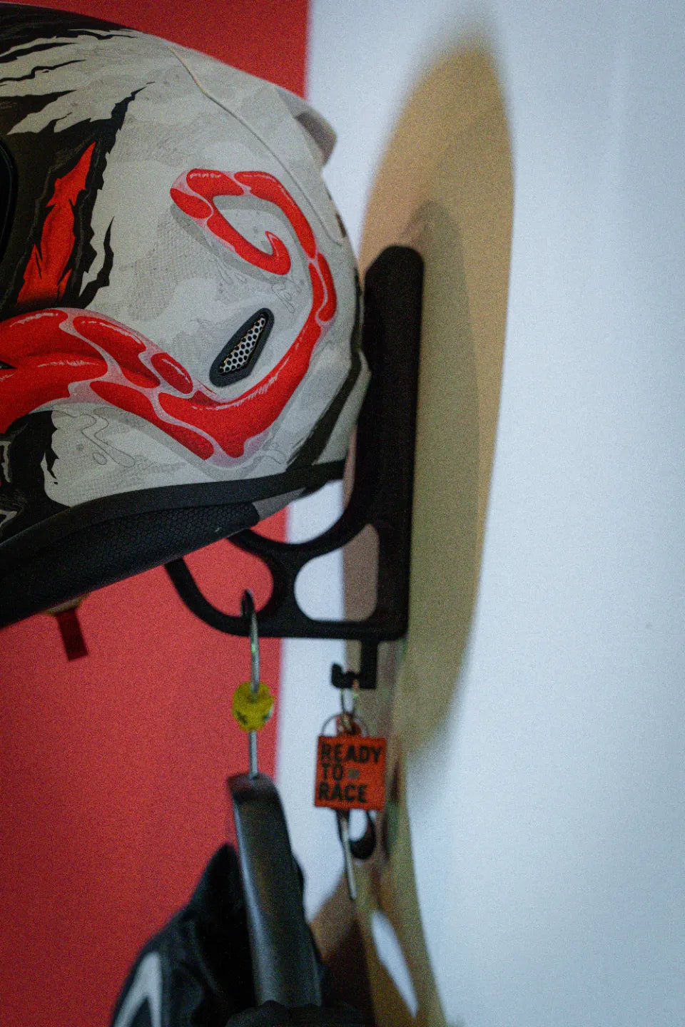 Colgador para Cascos De Moto 2000-S